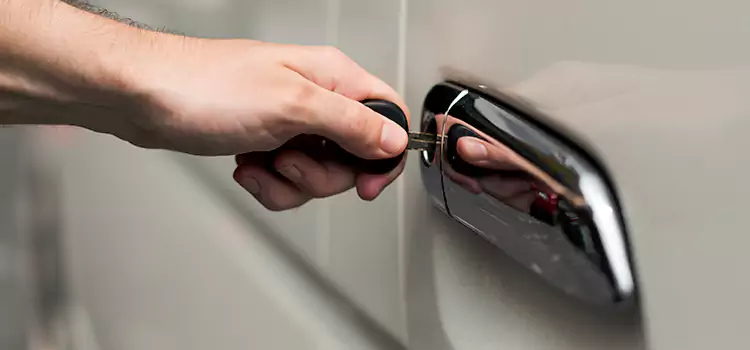 Why Choose Our Auto Locksmith Team in Garden City, KS?