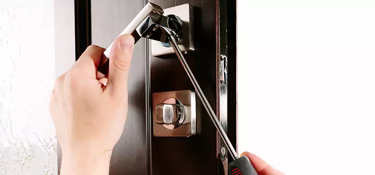 Door Lock Replacement Service Garden City